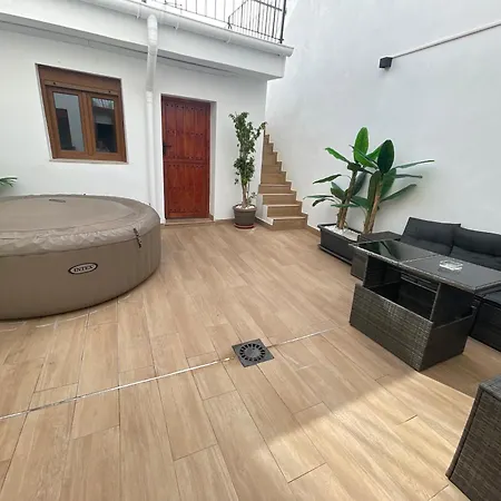 Dream Big With Jacuzzi And Terrace In Ruzafa Lägenhet